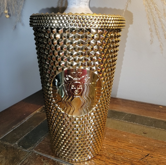 2022 Gold Starbucks Tumbler‎ - Picture 1 of 4
